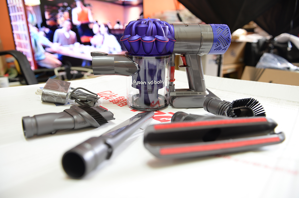 Dyson - chizzyさま専用ダイソン v6 baby + child Dyson V6 Baby+Child HH09 Vacuum
